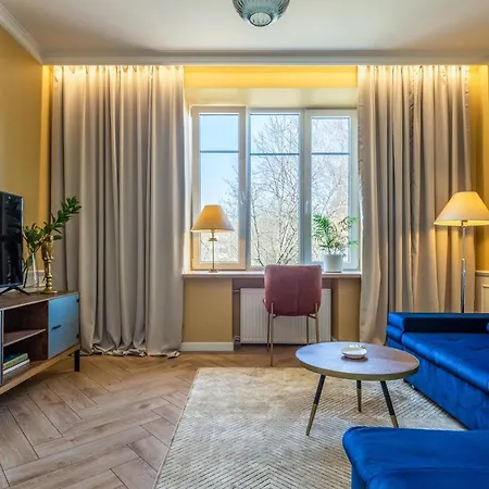 Living & Lifestyle - - By Hello Sea Homes アパート *