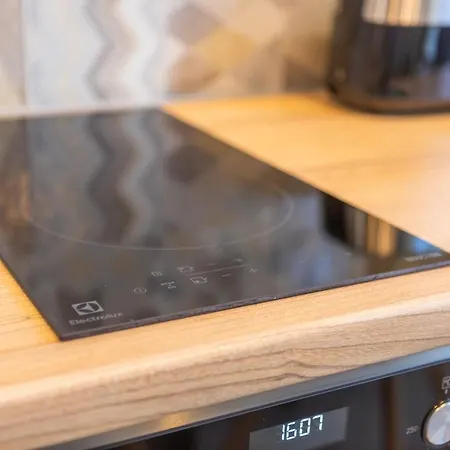 Living & Lifestyle - - By Hello Sea Homes アパート