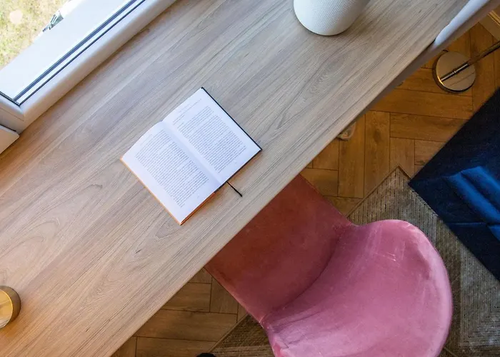 Living & Lifestyle - - By Hello Sea Homes *